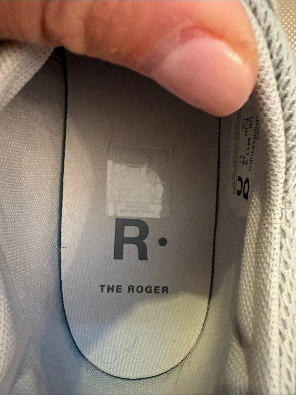 On cloud the Roger 11.5 Sneakers in light grey Swiss engering